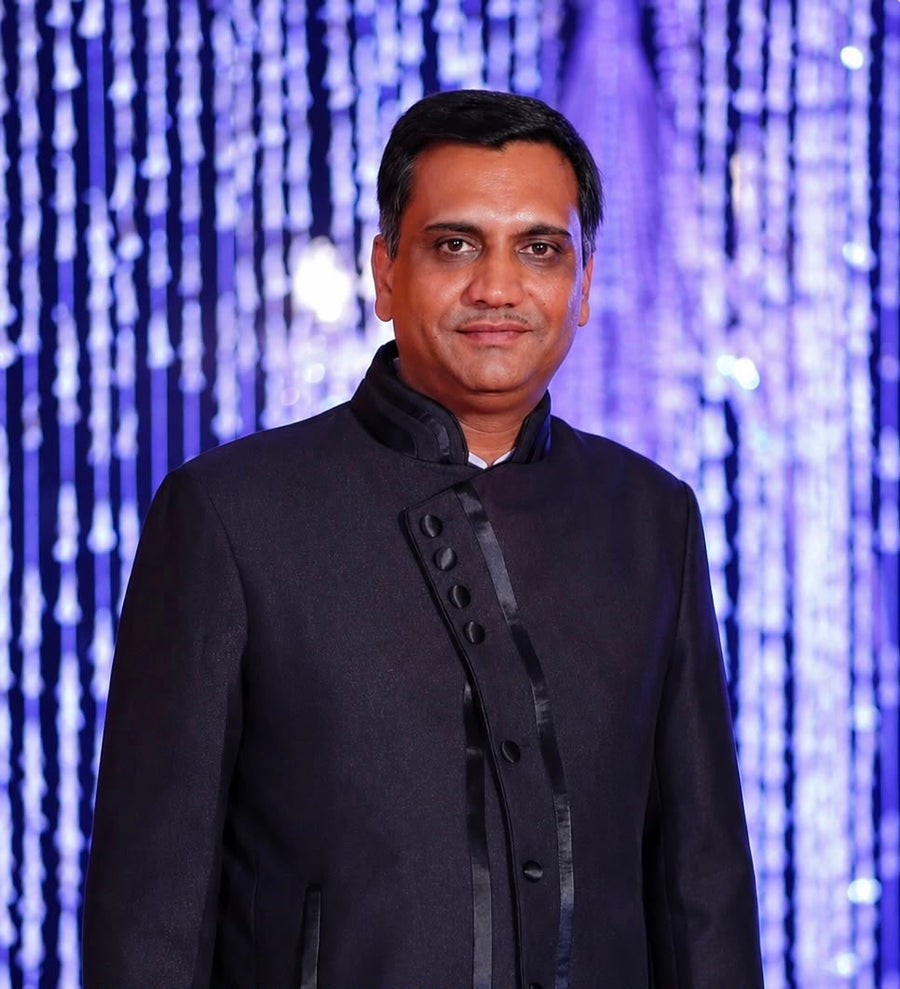 Piyush Singhal, co-founder of Natural Nectar, in the Jaipur store